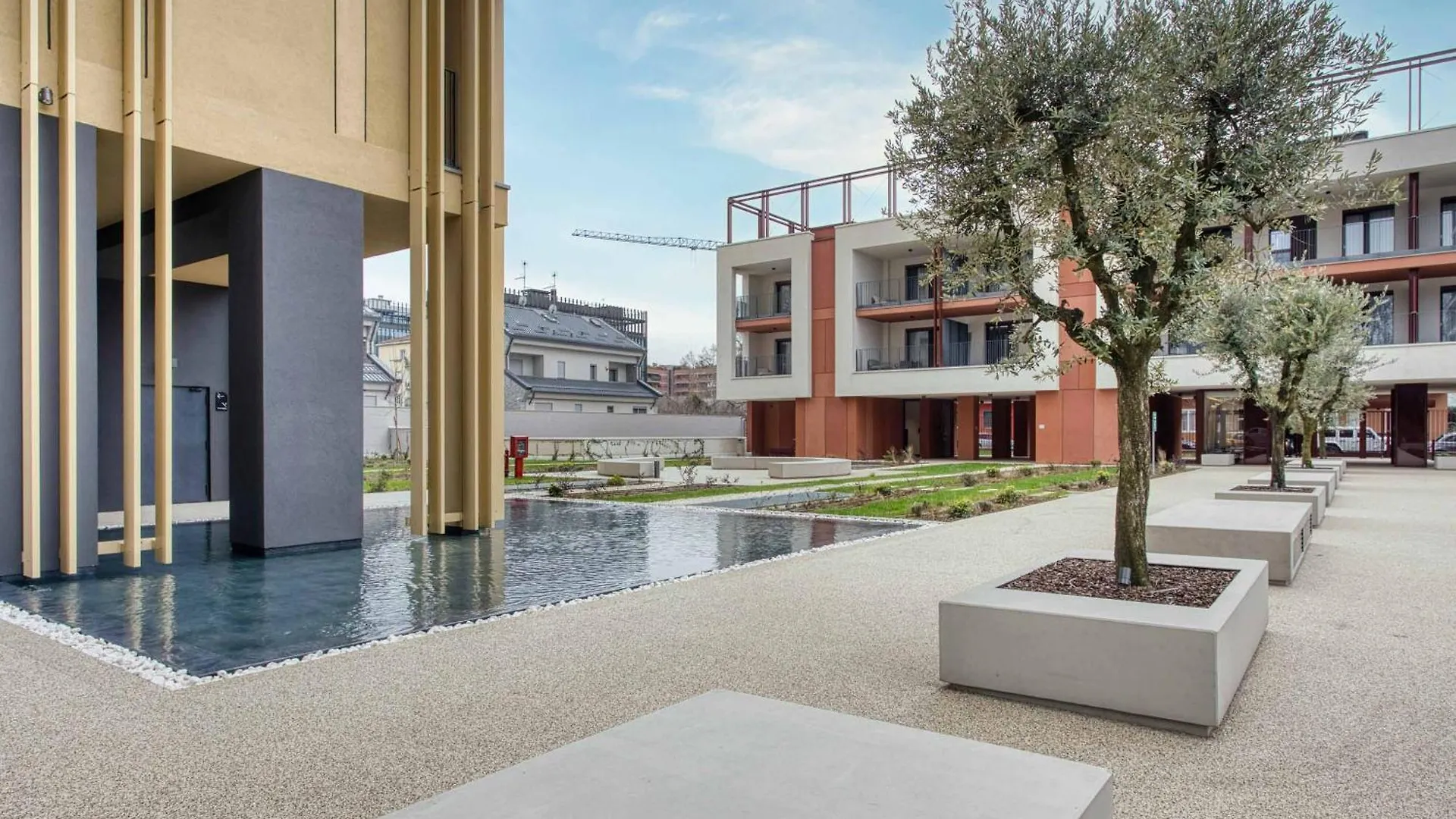 Apartment Limehome Milan Park Towers Italy