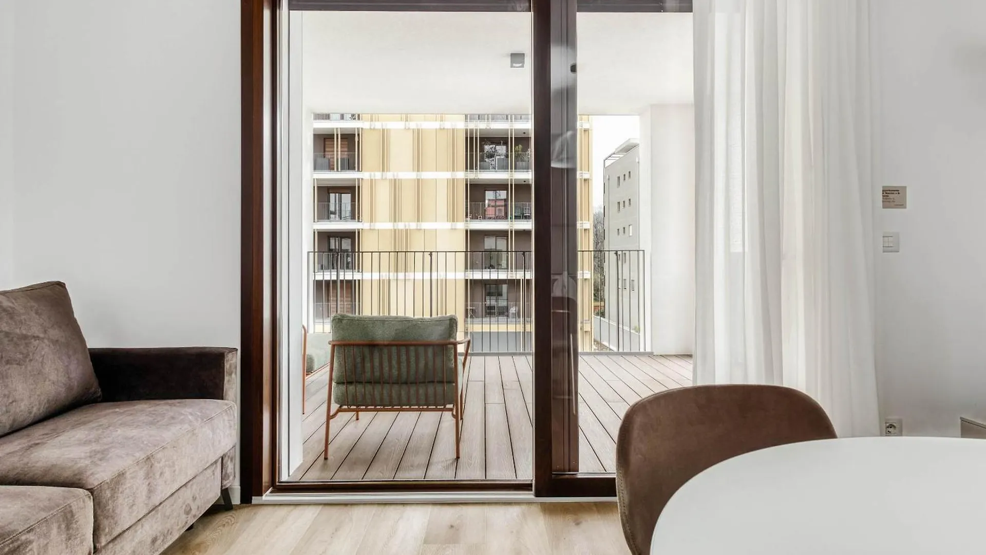 Apartment Limehome Milan Park Towers Italy